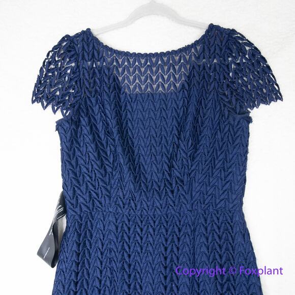 New! Kay Unger Tatum Dress in midnight navy‎ blue, size 10 - Picture 4 of 16